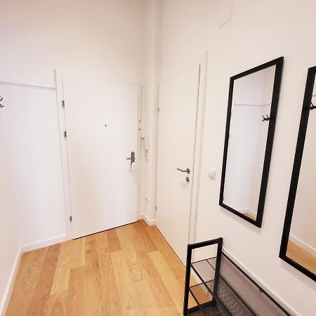 Novara City Apartment Виена Екстериор снимка