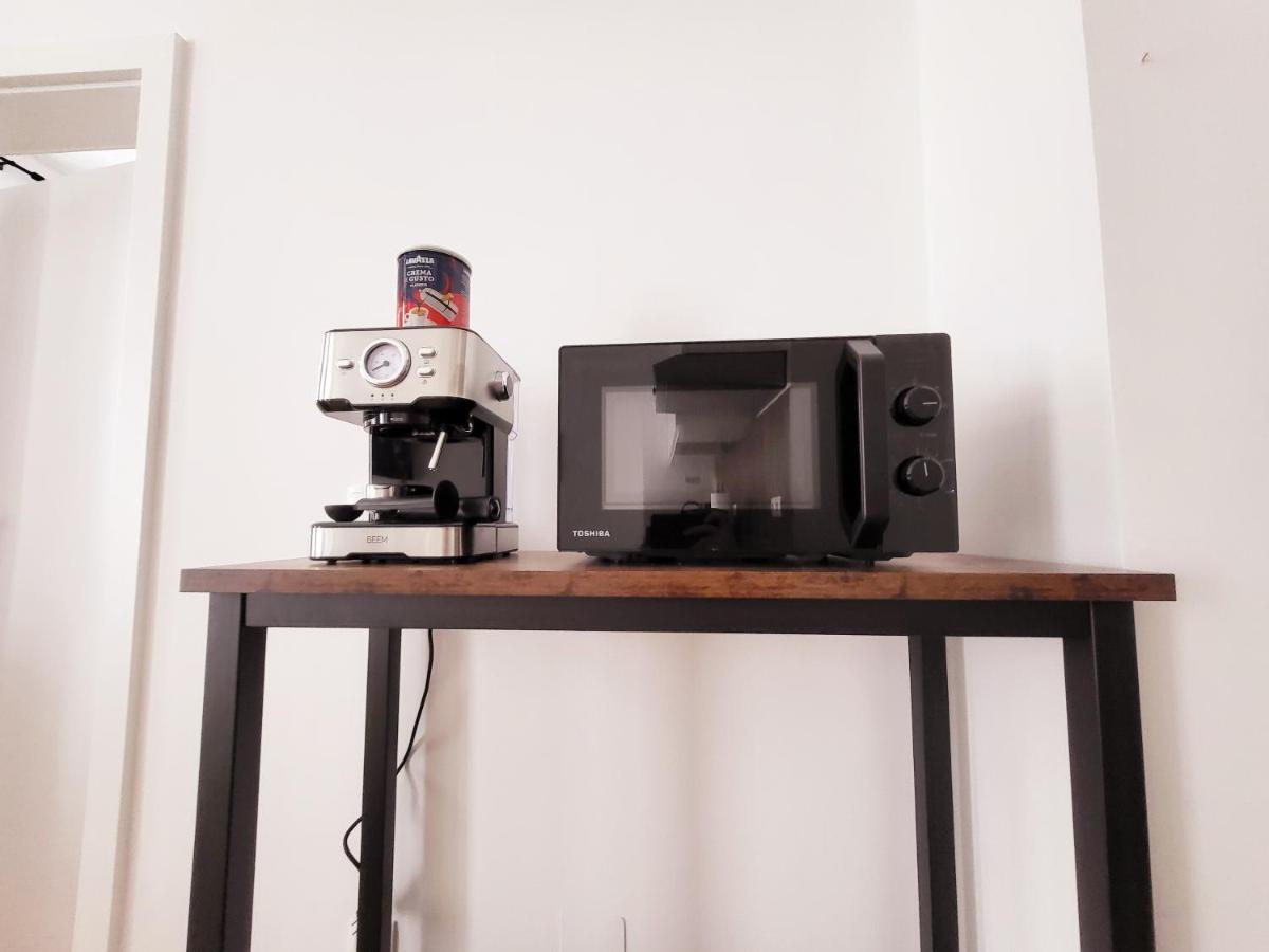 Novara City Apartment Виена Екстериор снимка