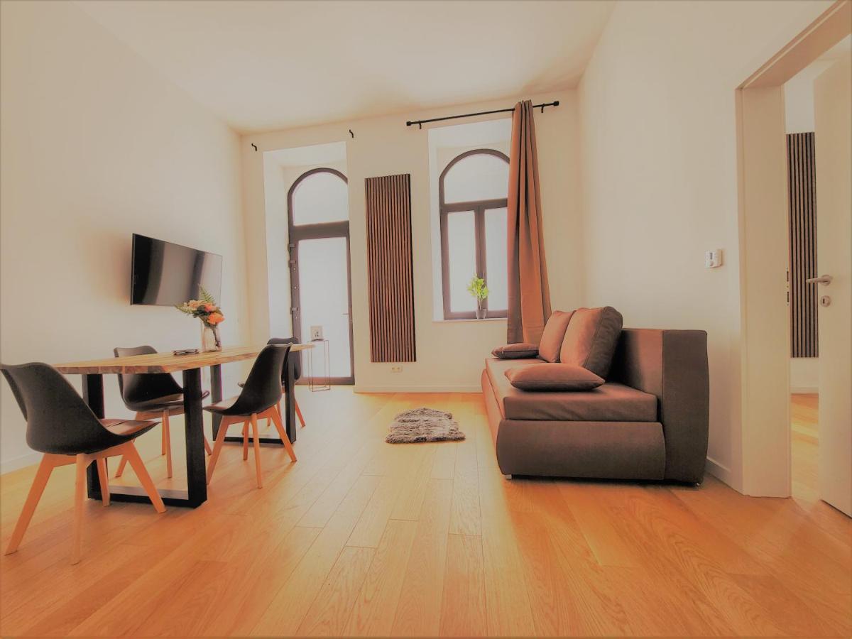 Novara City Apartment Виена Екстериор снимка